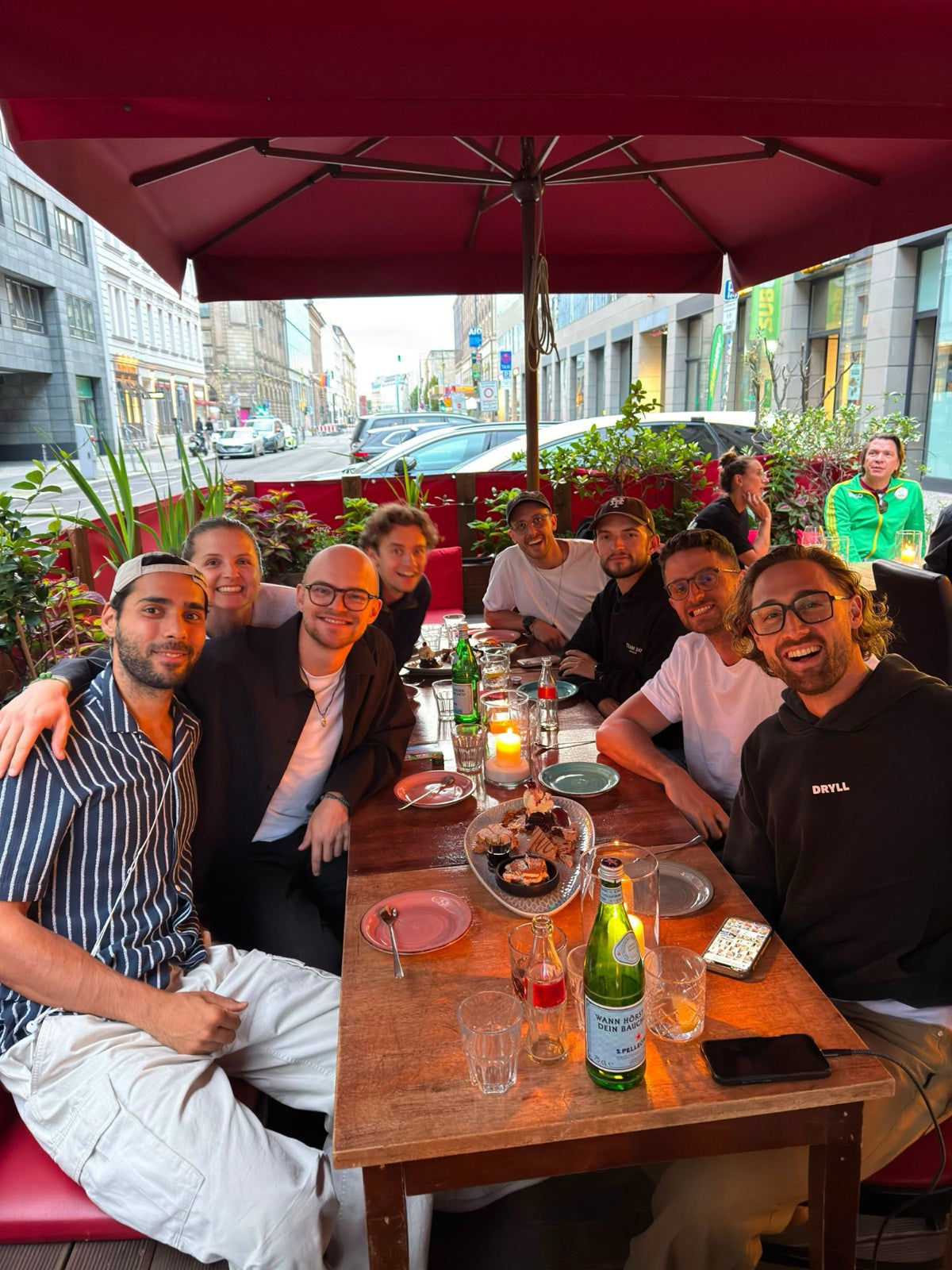 Das Fortisana-Team beim gemeinsamen Abendessen in Berlin